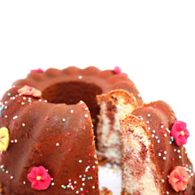 Încarcă imaginea în vizualizatorul Galerie, Tort de aniversare sărac în proteine 500 g