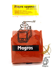 Încarcă imaginea în vizualizatorul Galerie, Piper Cayenne 100g Fara Gluten